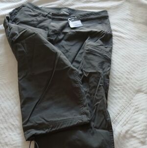 Eddie Bauer Rainier Stretch Gray Pants